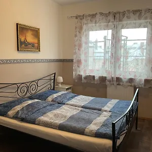 Pension&hostel Anna - Monteurzimmer Hostel München